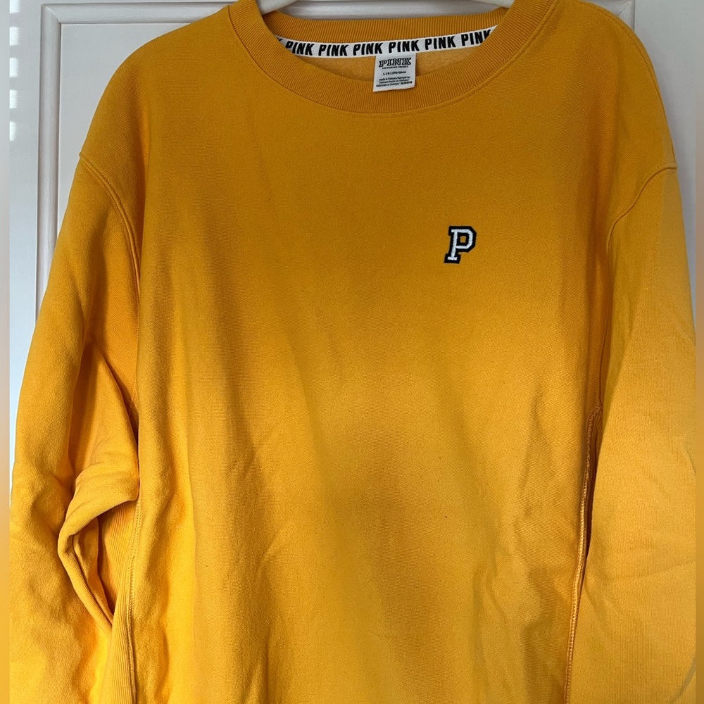 PINK crewneck
